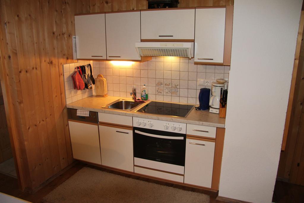 Apartmenthaus Innerkratzerhof Prägraten Exterior photo