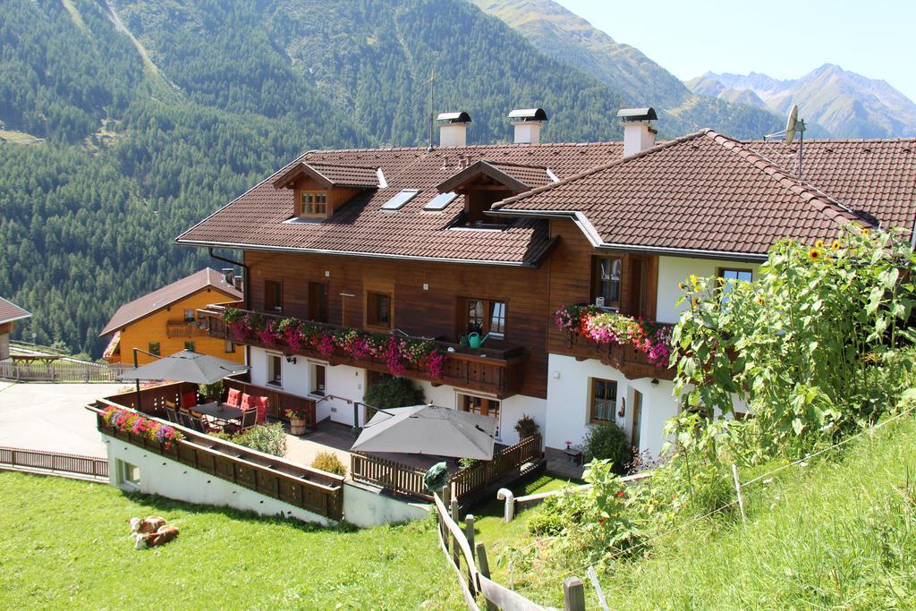 Apartmenthaus Innerkratzerhof Prägraten Exterior photo
