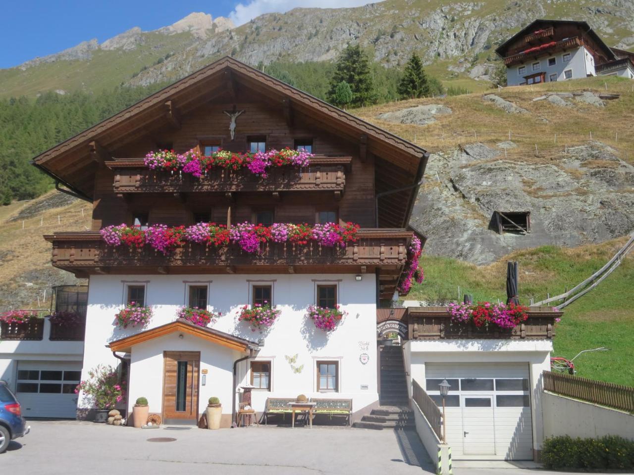Apartmenthaus Innerkratzerhof Prägraten Exterior photo